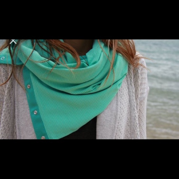 Lululemon vinyasa scarf - Picture 4 of 6